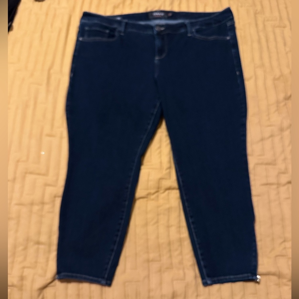 Torrid Size 3 dark wash jeans